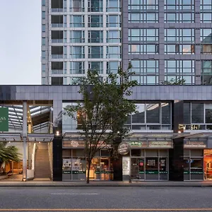 Carmana & 4*, Vancouver Canada